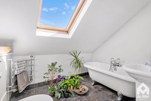 Photo 17- click for photo gallery